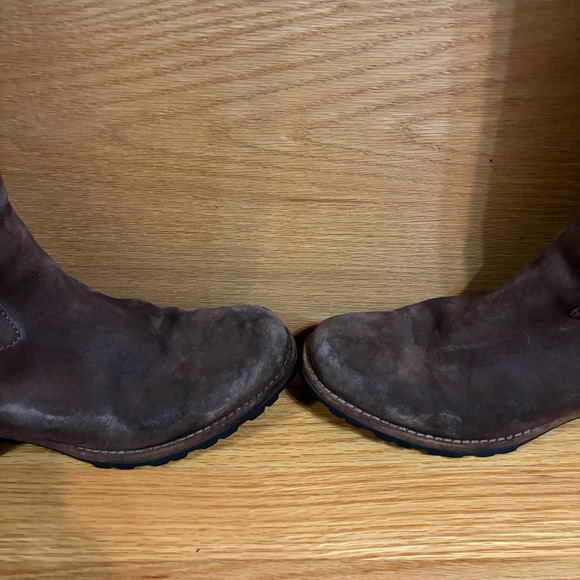 UGG Australia brown suede leather knee high winter boots - Picture 2 of 13